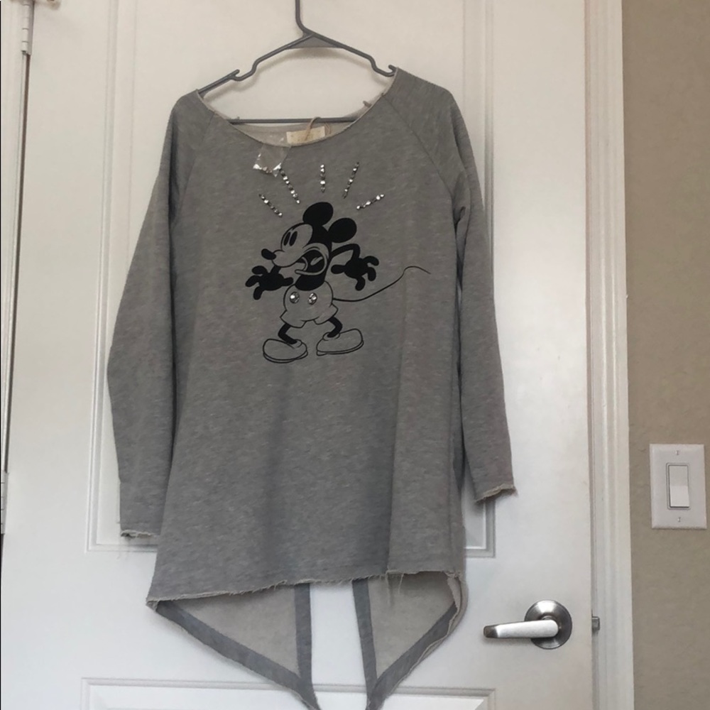 Women’s sweater